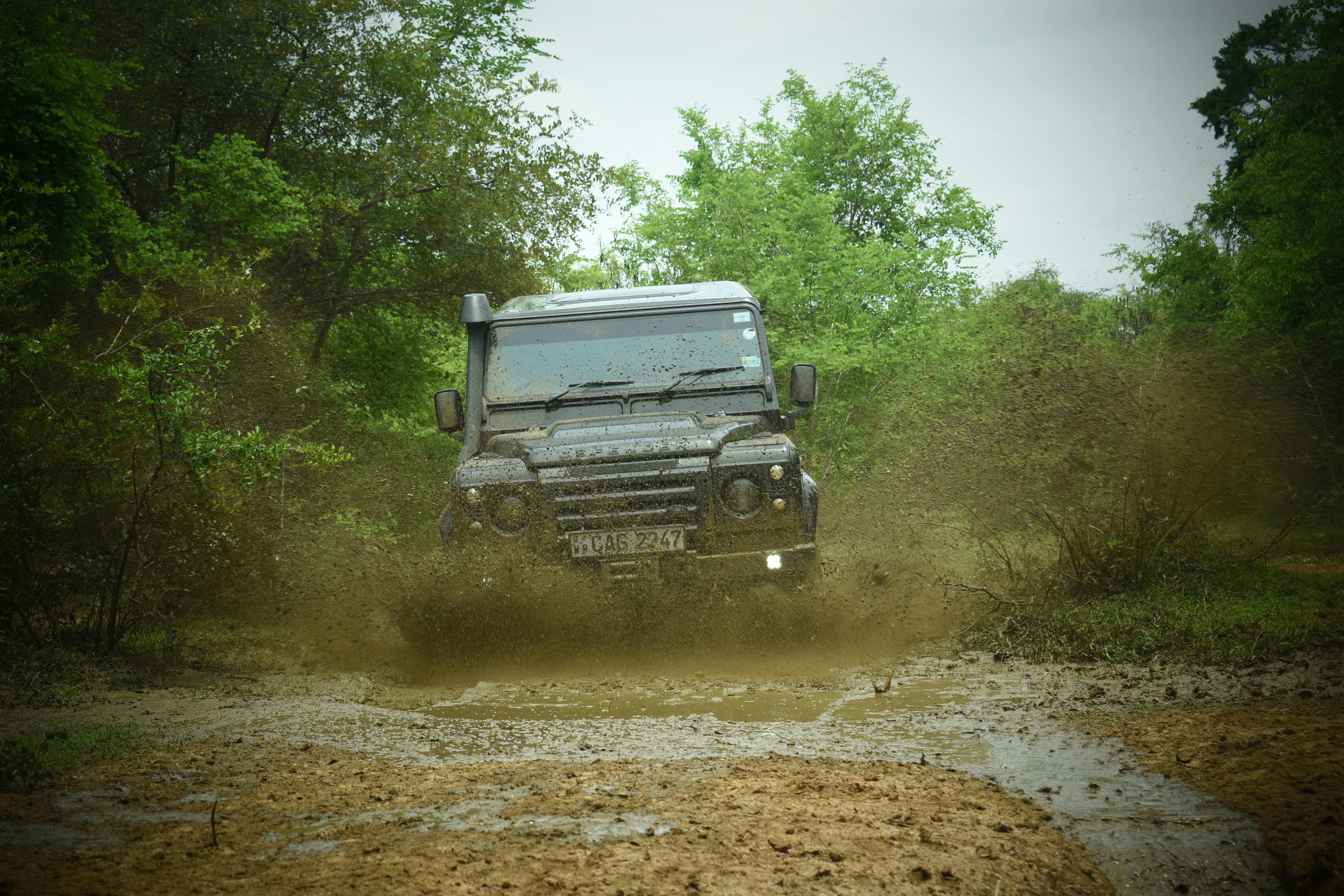 Land Rover Defender 110